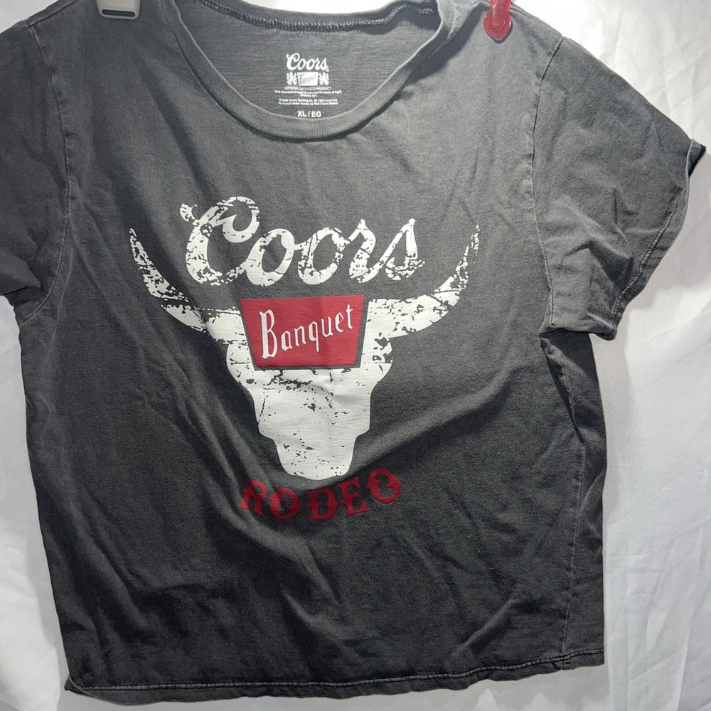Coors Banquet  woman's Shirt Sz xl grey Rodeo‎ Bull Western Beer Bar Alcohol 86